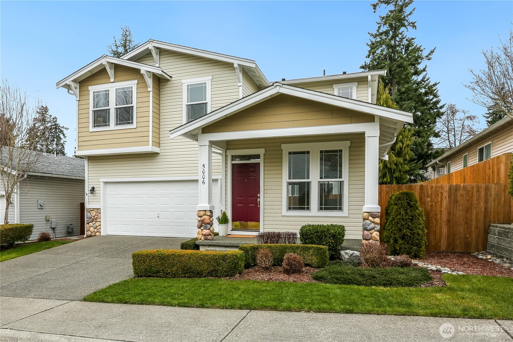 5006 Northeast 4th Place Renton, WA 98059 - Photo 2 of 35