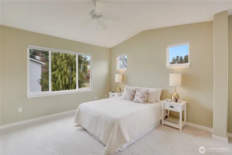 $888,000 | 5006 Northeast 4th Place, Renton, WA 98059