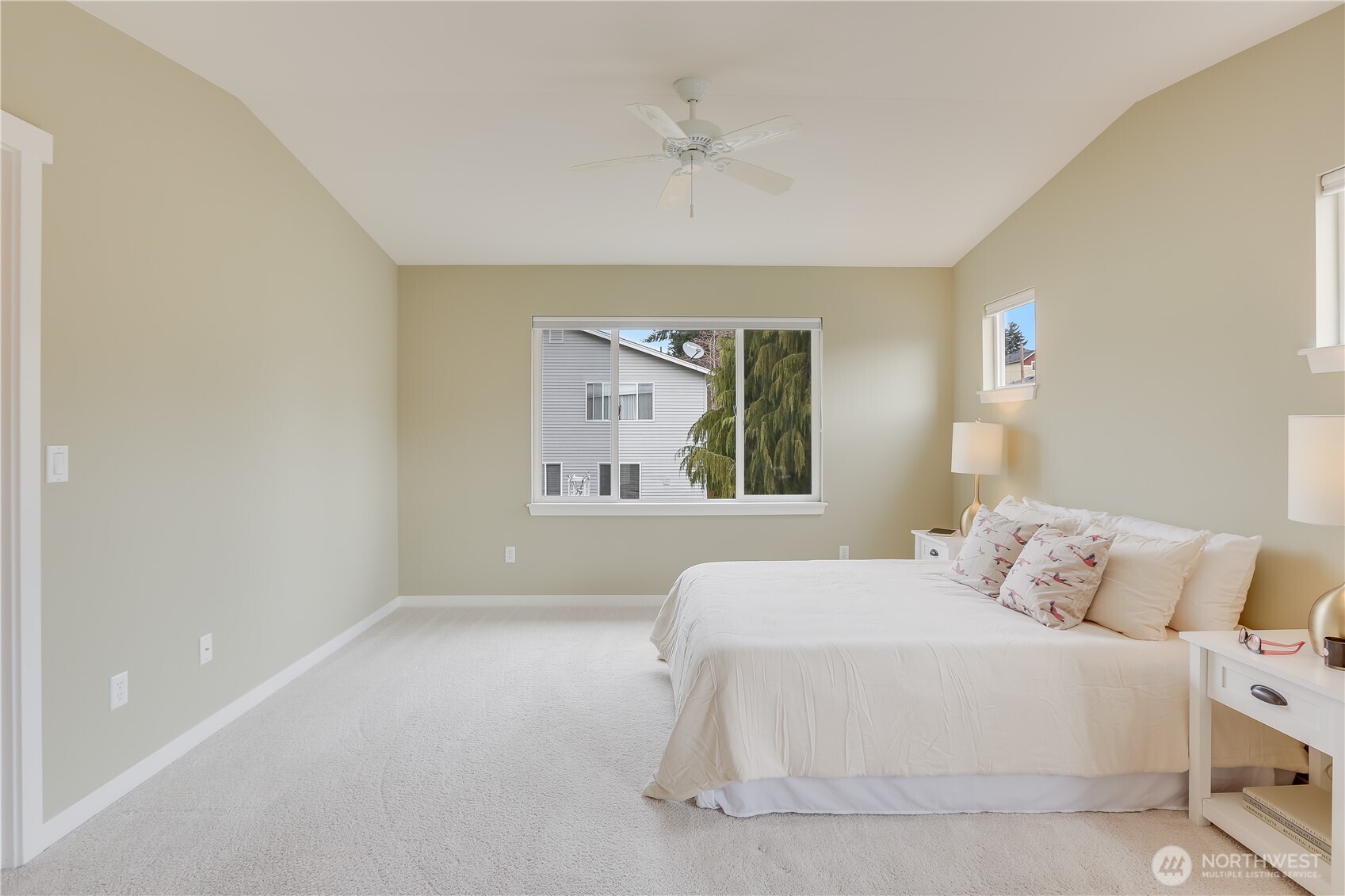 5006 Northeast 4th Place Renton, WA 98059 - Photo 22 of 35