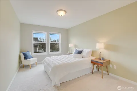 $888,000 | 5006 Northeast 4th Place, Renton, WA 98059