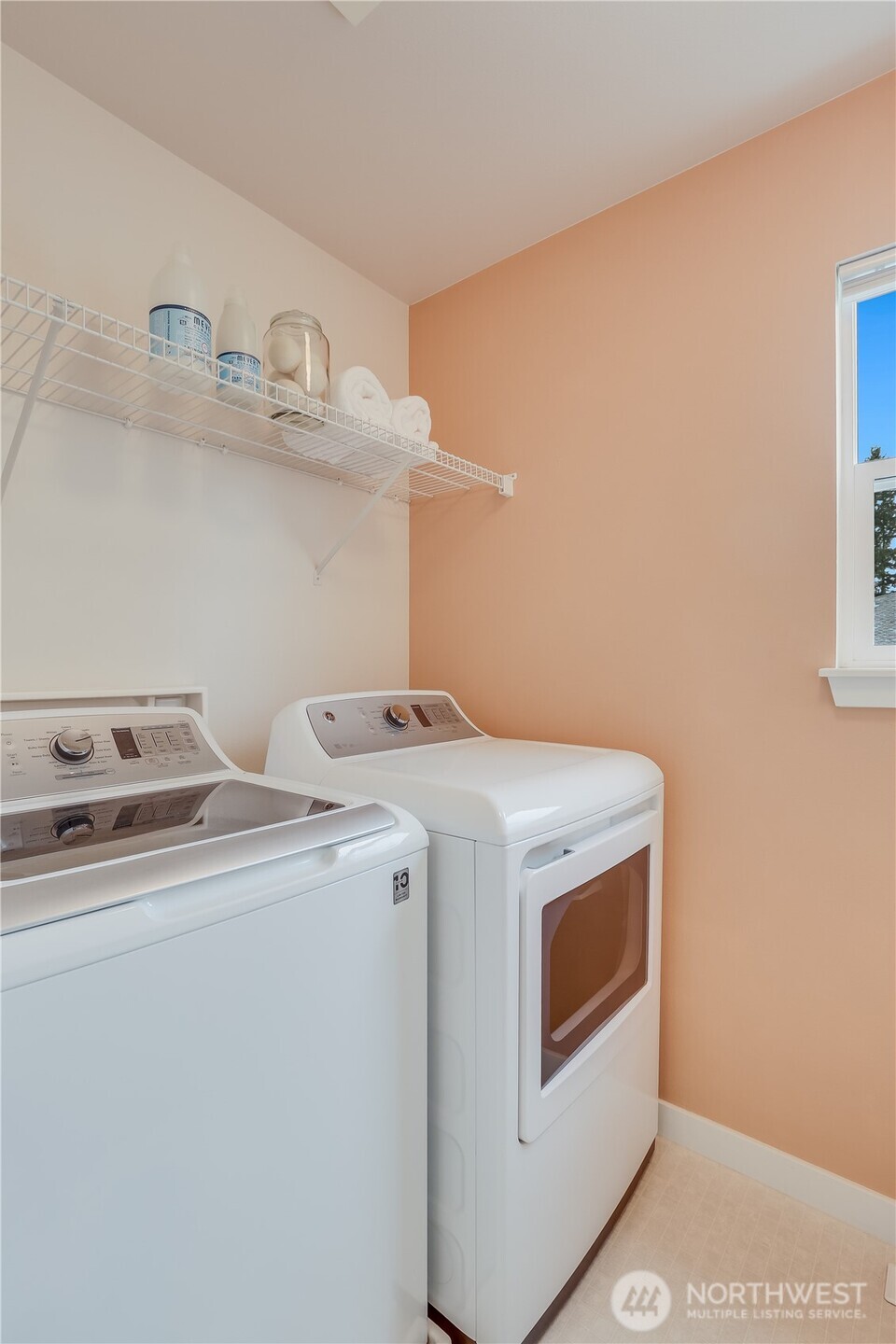 5006 Northeast 4th Place Renton, WA 98059 - Photo 29 of 35