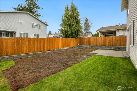 $888,000 | 5006 Northeast 4th Place, Renton, WA 98059