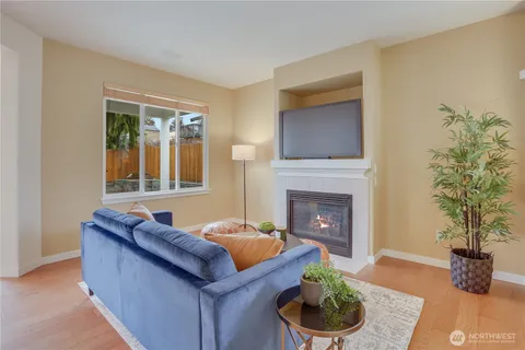 $888,000 | 5006 Northeast 4th Place, Renton, WA 98059