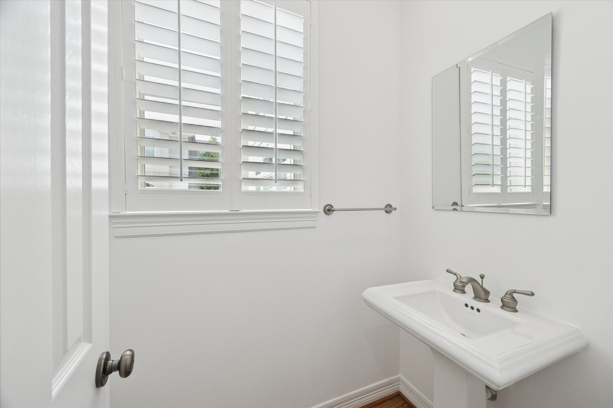 2638 Wroxton Road West University Place, TX 77005 - Photo 11 of 25