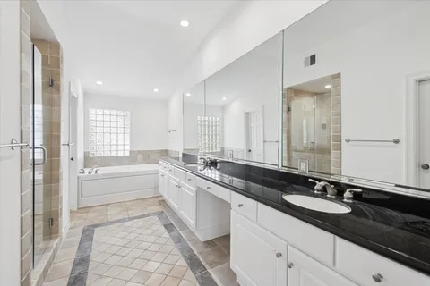 $888,000 | 2638 Wroxton Road, West University Place, TX 77005