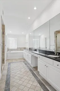 $888,000 | 2638 Wroxton Road, West University Place, TX 77005