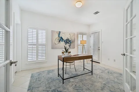 $888,000 | 2638 Wroxton Road, West University Place, TX 77005