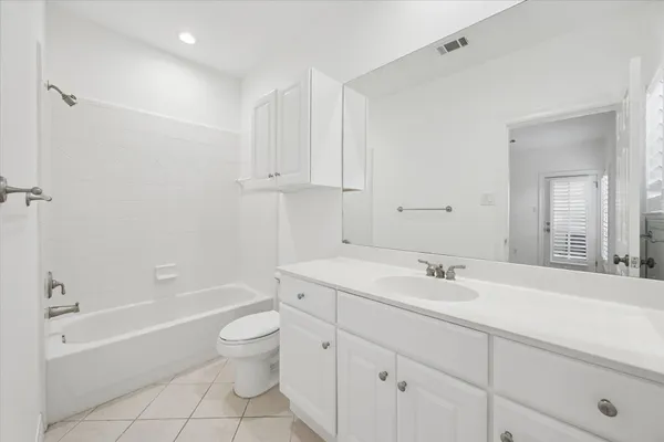 $849,000 | 2638 Wroxton Road, West University Place, TX 77005