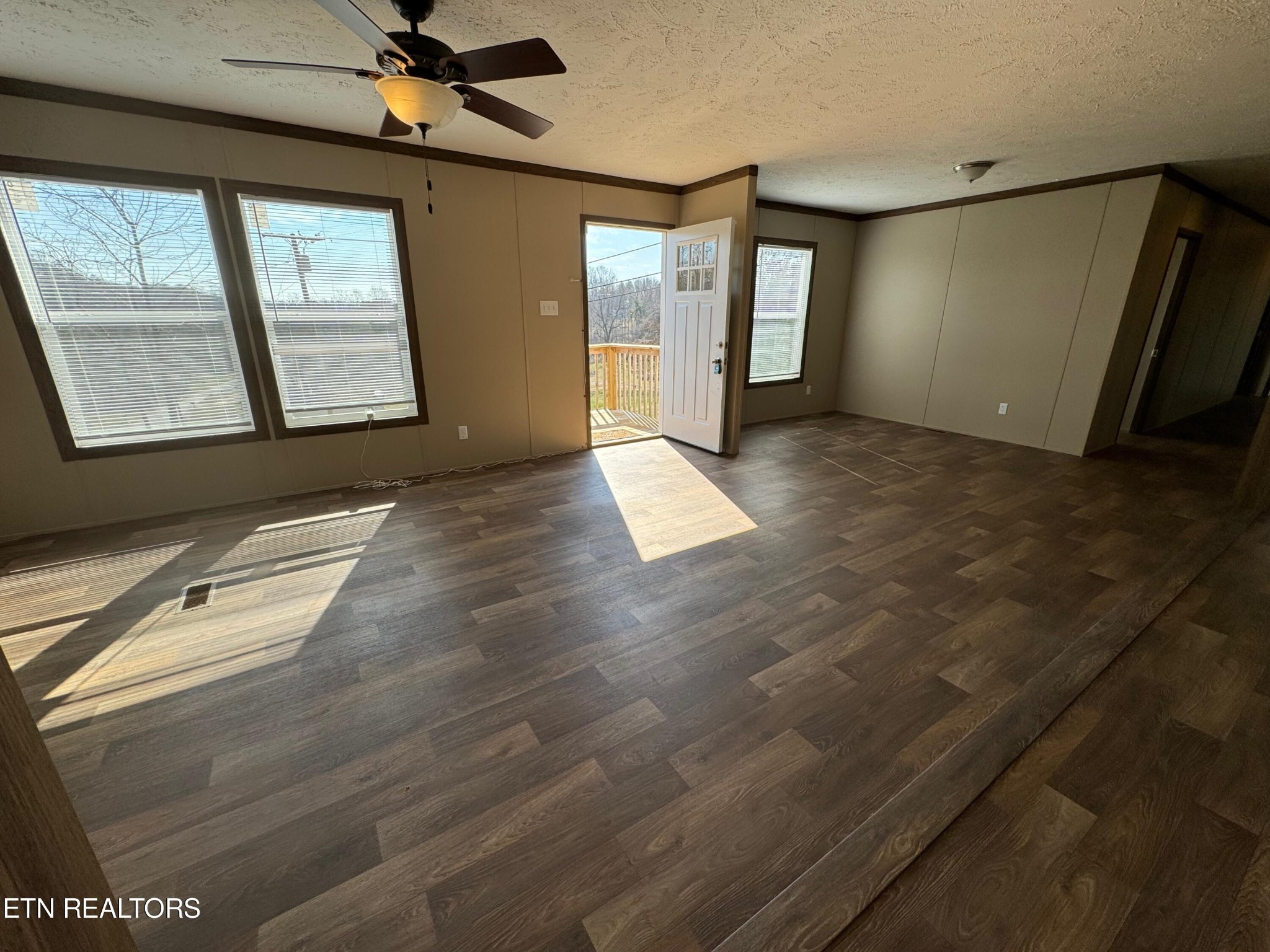 720 Coward Road Clinton, TN 37716 - Photo 8 of 53