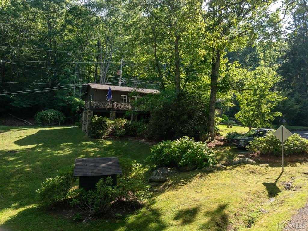 82 Azalea Road Highlands, NC 28741 - Photo 38 of 39 Gallery Image 38