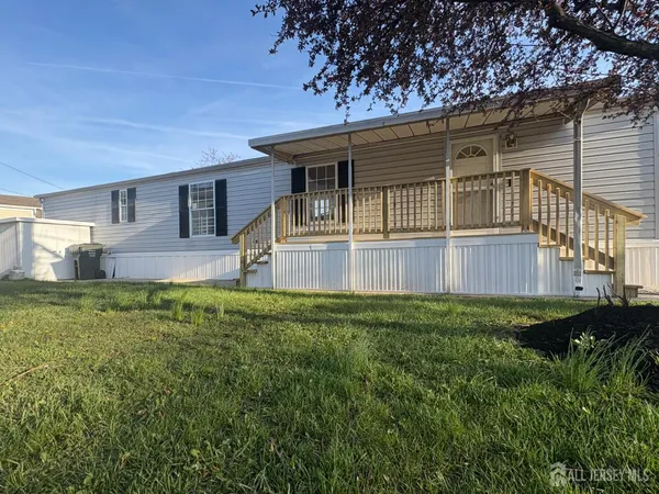 $175,000 | 3 Matt Street, Avenel, NJ 07001