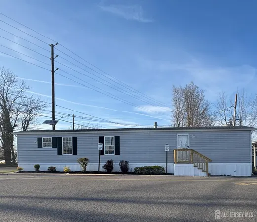 $175,000 | 3 Matt Street, Avenel, NJ 07001