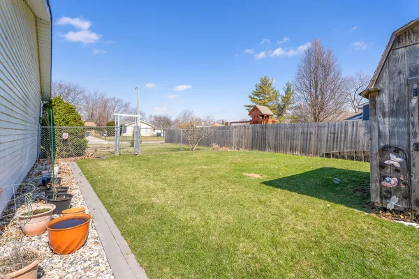 $260,000 | 1845 West 99th Place, Crown Point, IN 46307