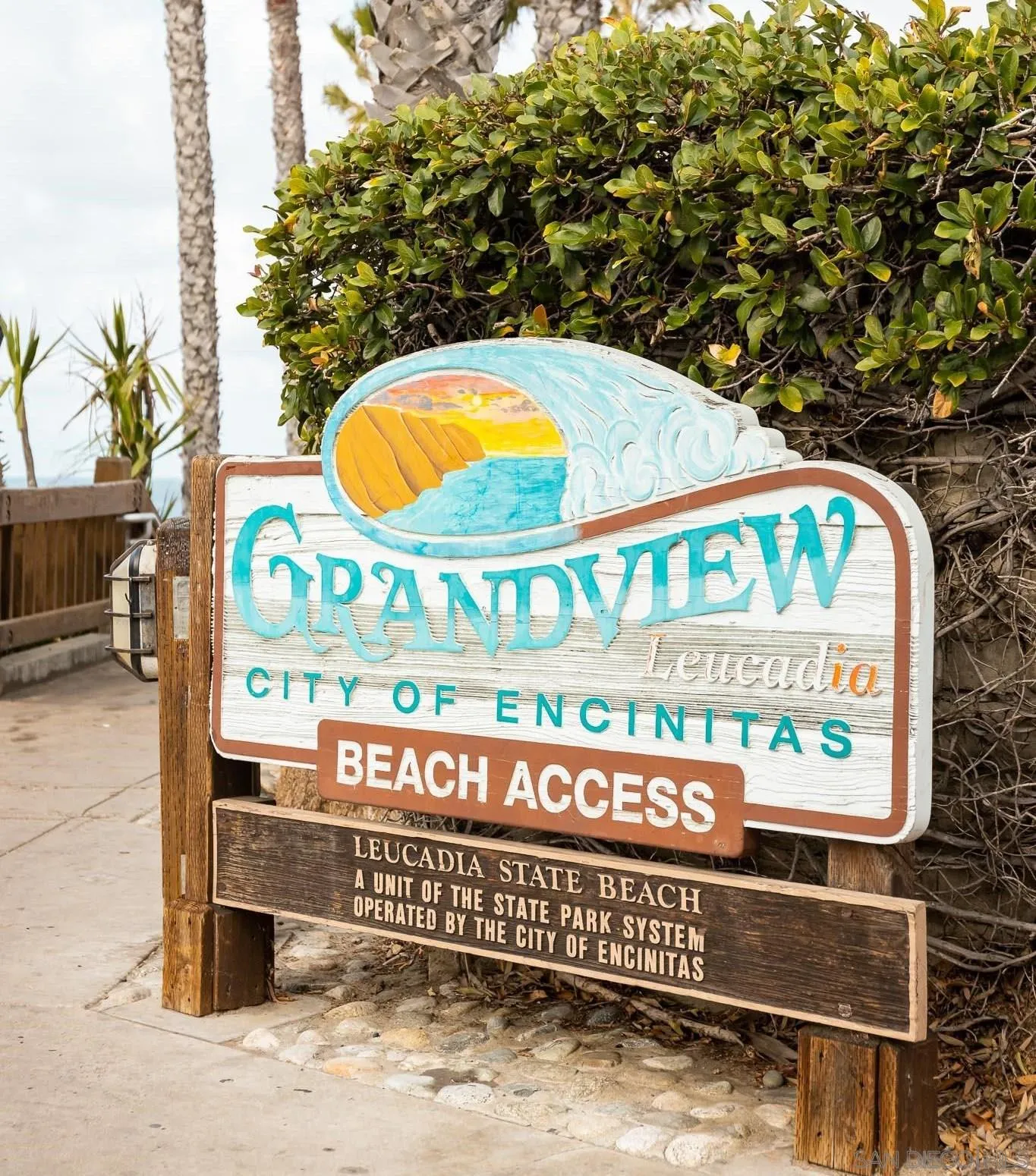 127 Edgeburt Drive Encinitas, CA 92024 - Photo 11 of 25 a view of outdoor space with sitting area and furniture