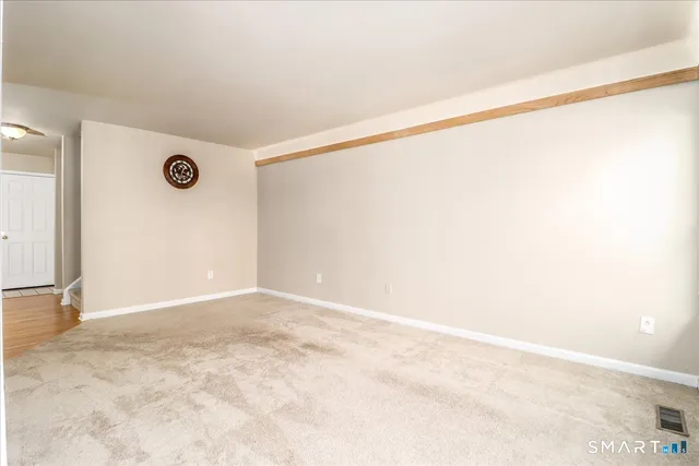 $3,500 | 2004 Eaton Court, Unit 2004, Danbury, CT 06811