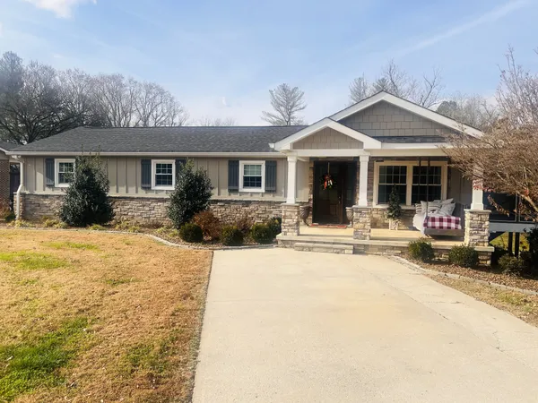 $369,900 | 300 Dekalb Street, McMinnville, TN 37110