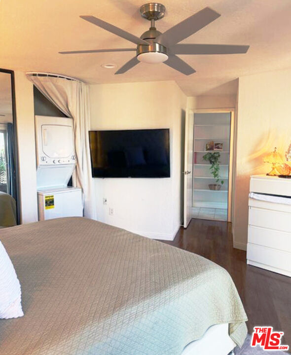 5552 Bill Cody Road Hidden Hills, CA 91302 - Photo 10 of 16 Gallery Image 10