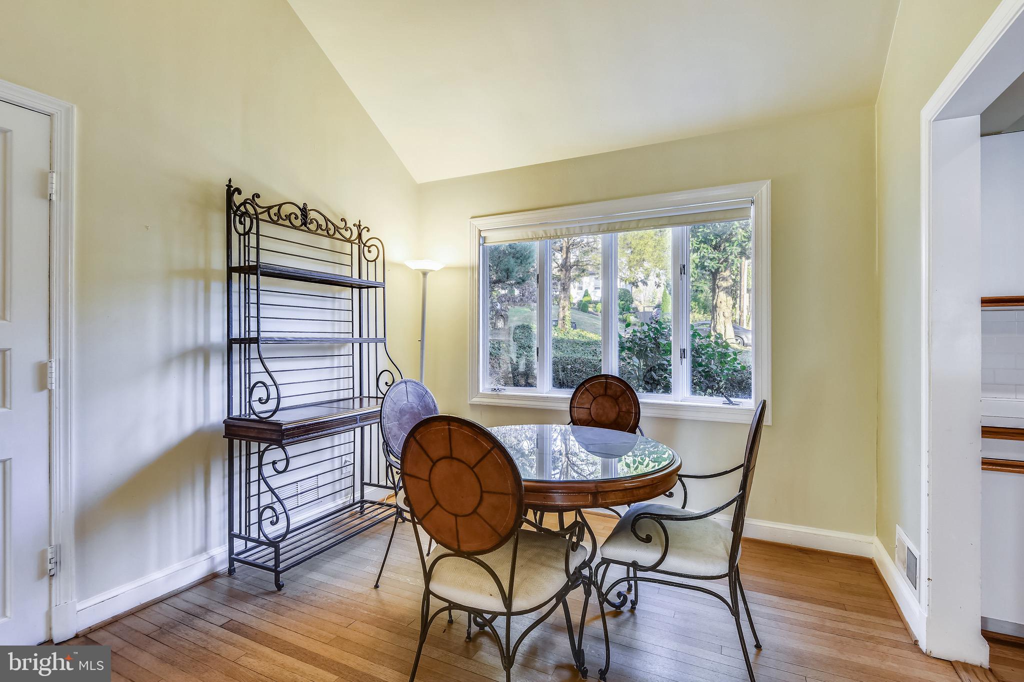 2300 King Place Northwest Washington, DC 20007 - Photo 12 of 52