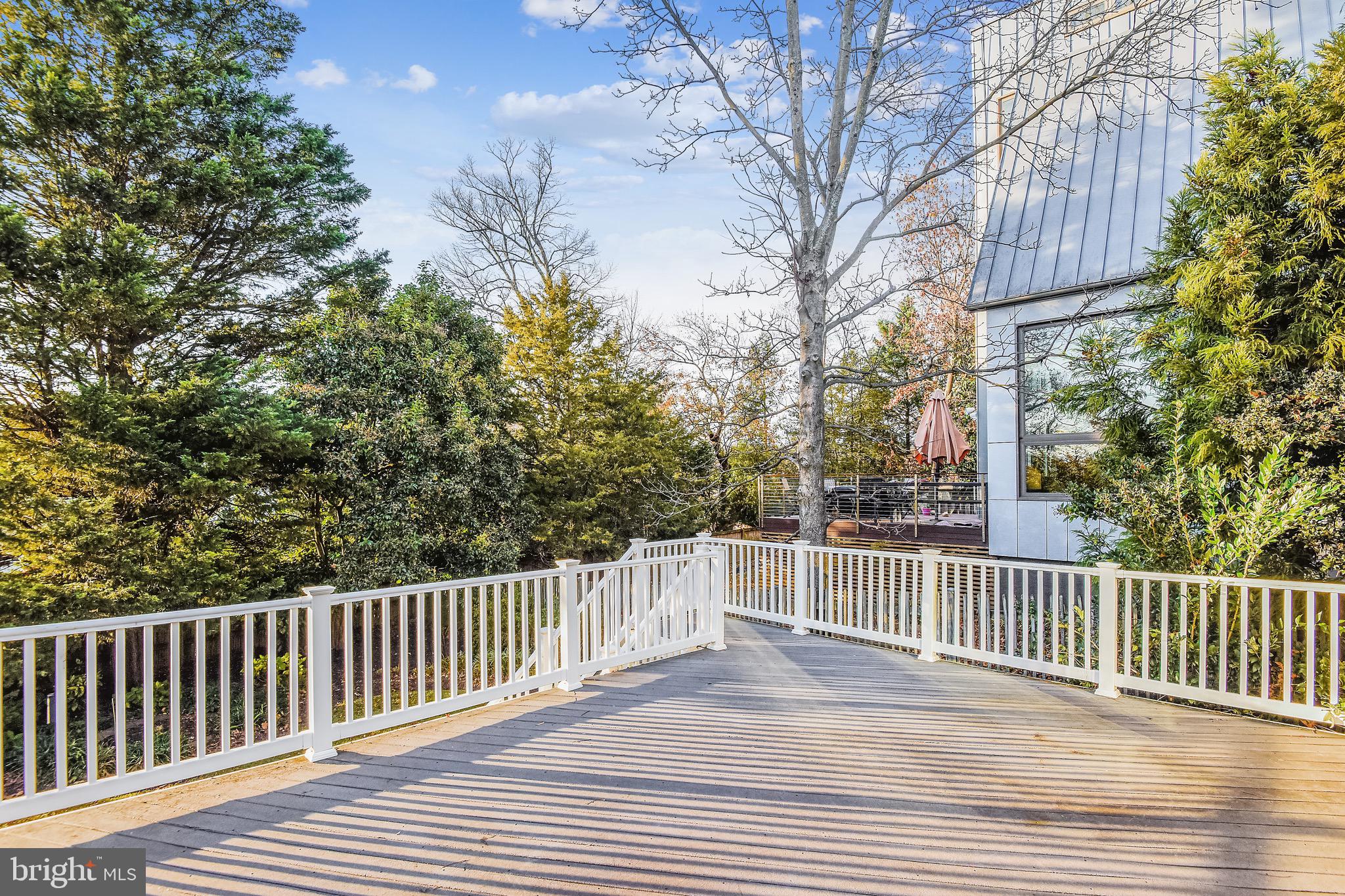 2300 King Place Northwest Washington, DC 20007 - Photo 20 of 52