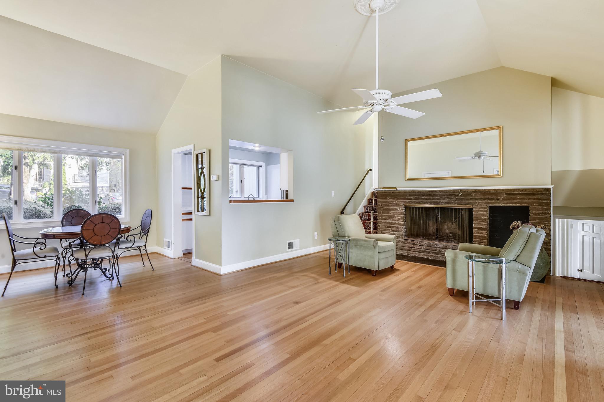 2300 King Place Northwest Washington, DC 20007 - Photo 8 of 52