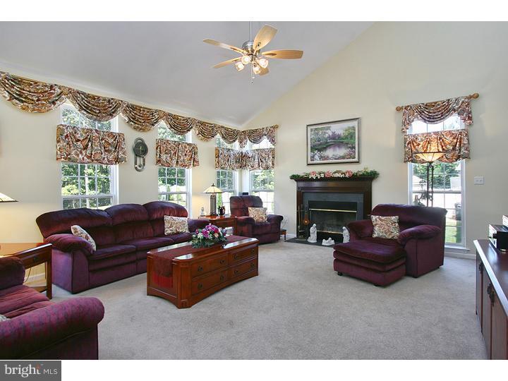 8 Annette Court Sewell, NJ 08080 - Photo 8 of 25 Family Room