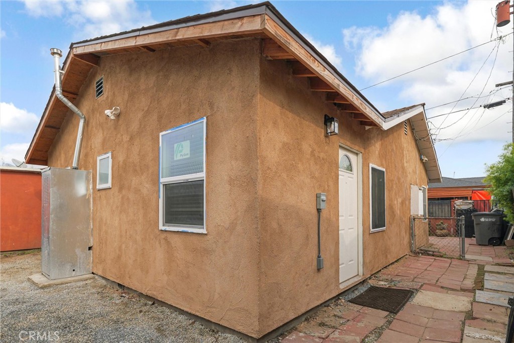 21719 Neptune Avenue Carson, CA 90745 - Photo 15 of 15 a view of a house with a small space
