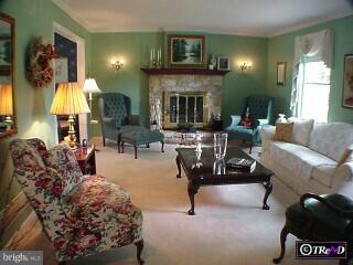 4 Blakely Road Downingtown, PA 19335 - Photo 3 of 6 Gallery Image 3