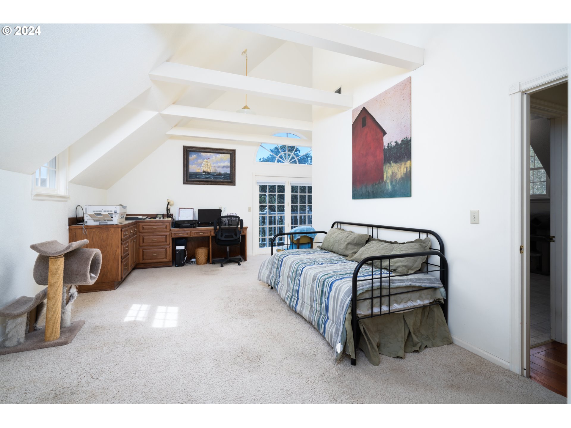 588 South Deer Creek Road Roseburg, OR 97470 - Photo 23 of 45 a bedroom with furniture and a window