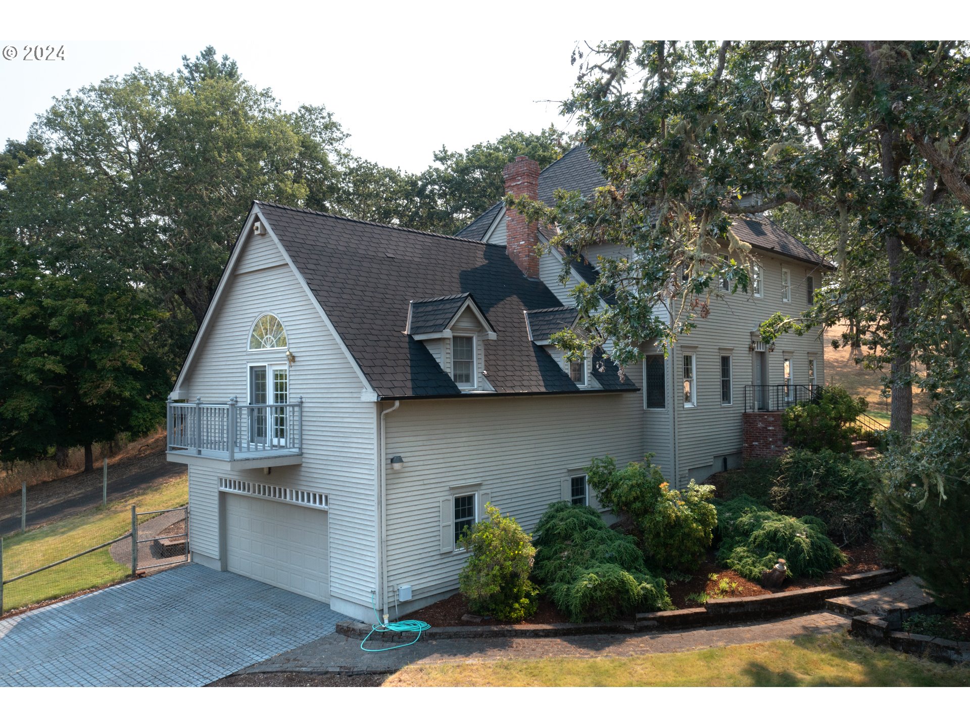 588 South Deer Creek Road Roseburg, OR 97470 - Photo 3 of 45 a view of house with outdoor space and sitting area