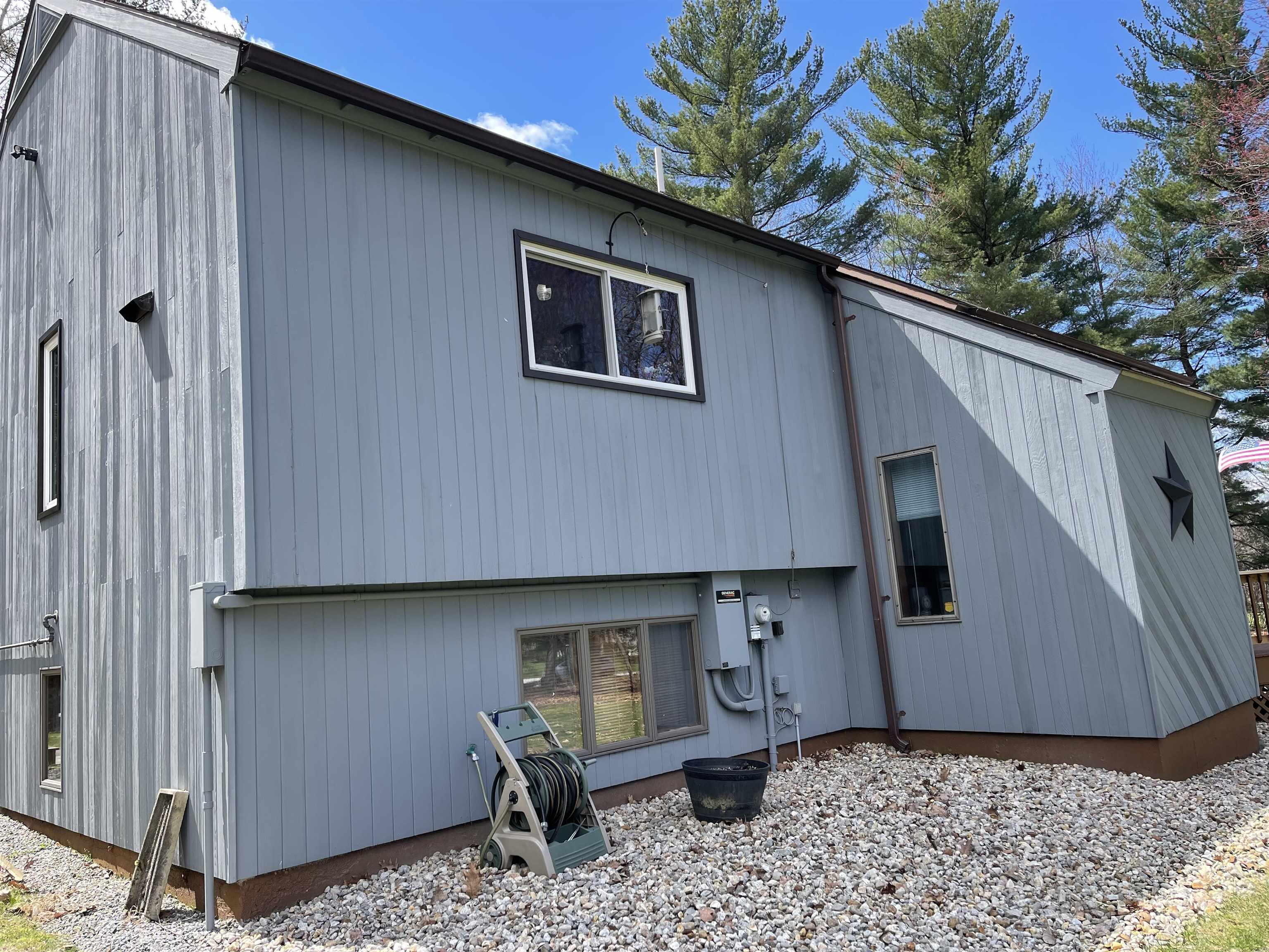 19 Old Kings Road Merrimack, NH 03054 - Photo 2 of 37