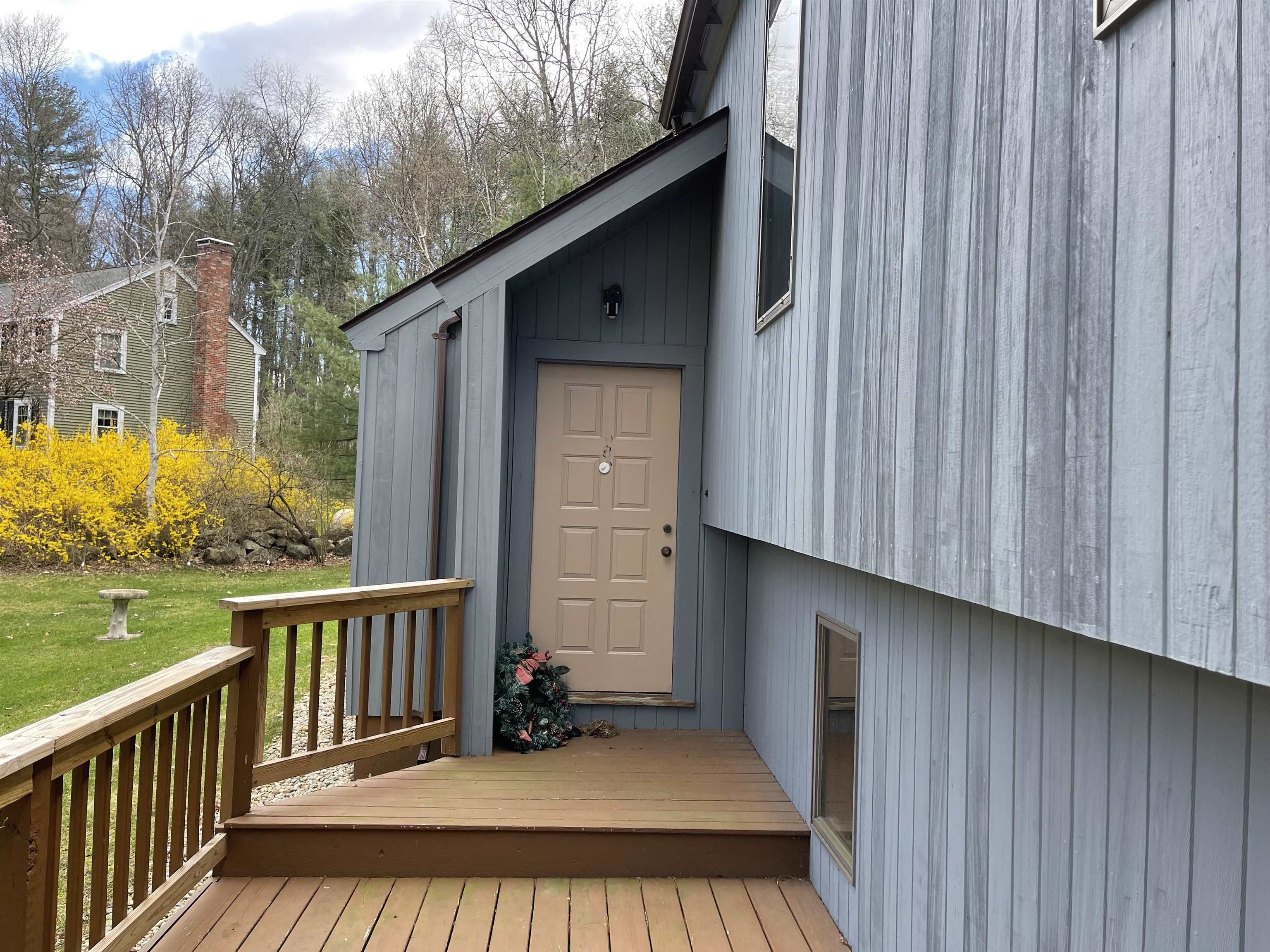 19 Old Kings Road Merrimack, NH 03054 - Photo 3 of 37