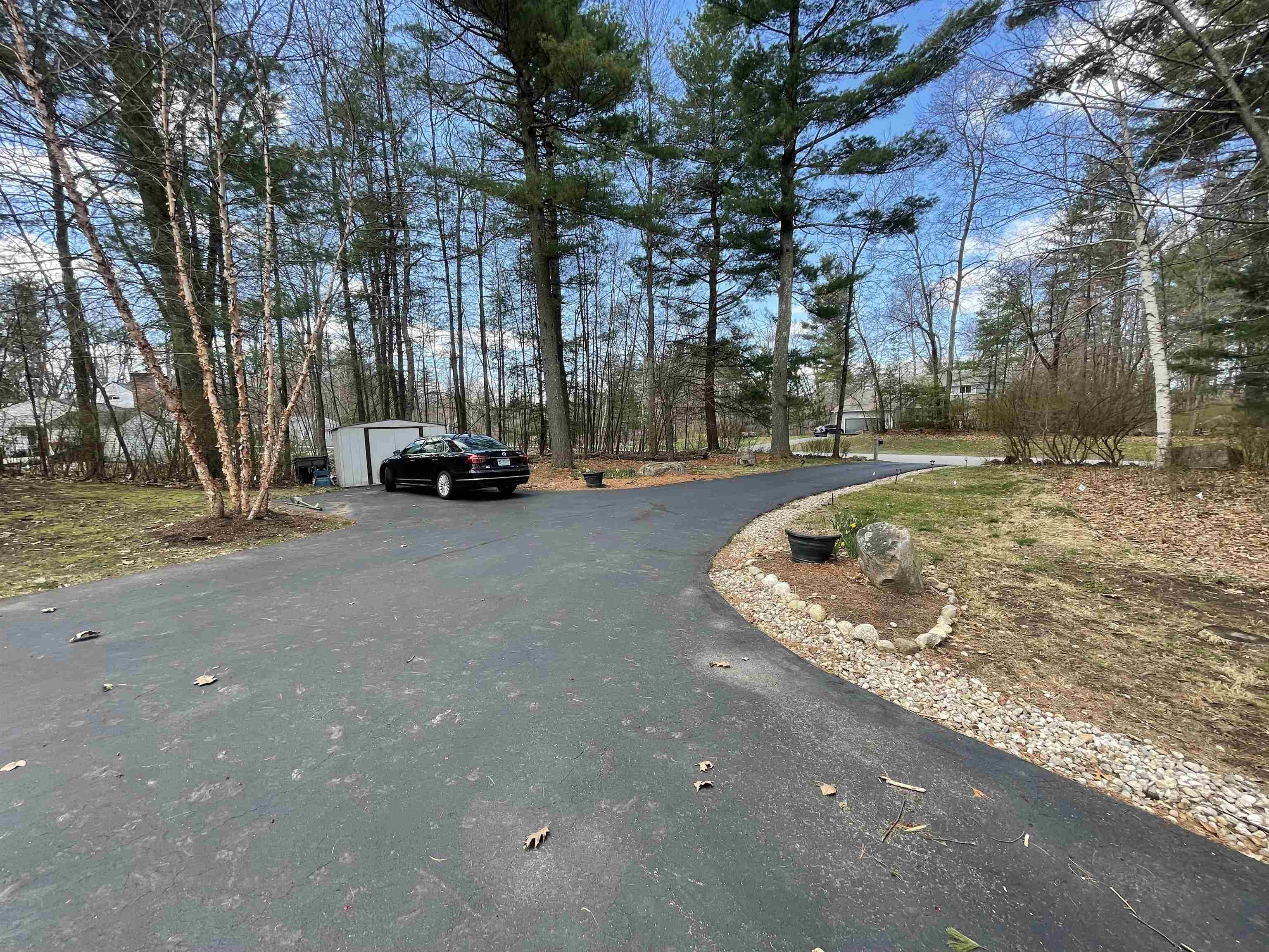 19 Old Kings Road Merrimack, NH 03054 - Photo 31 of 37