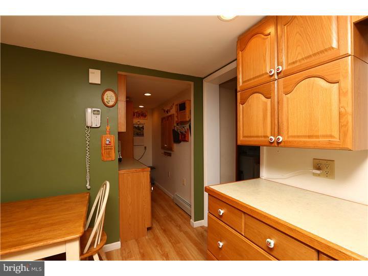 521 Windover Road Hatboro, PA 19040 - Photo 7 of 20 Kitchen