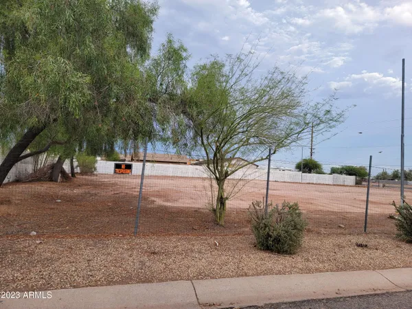 $315,000 | 2090 West Superstition Boulevard, Unit 25, Apache Junction, AZ 85120