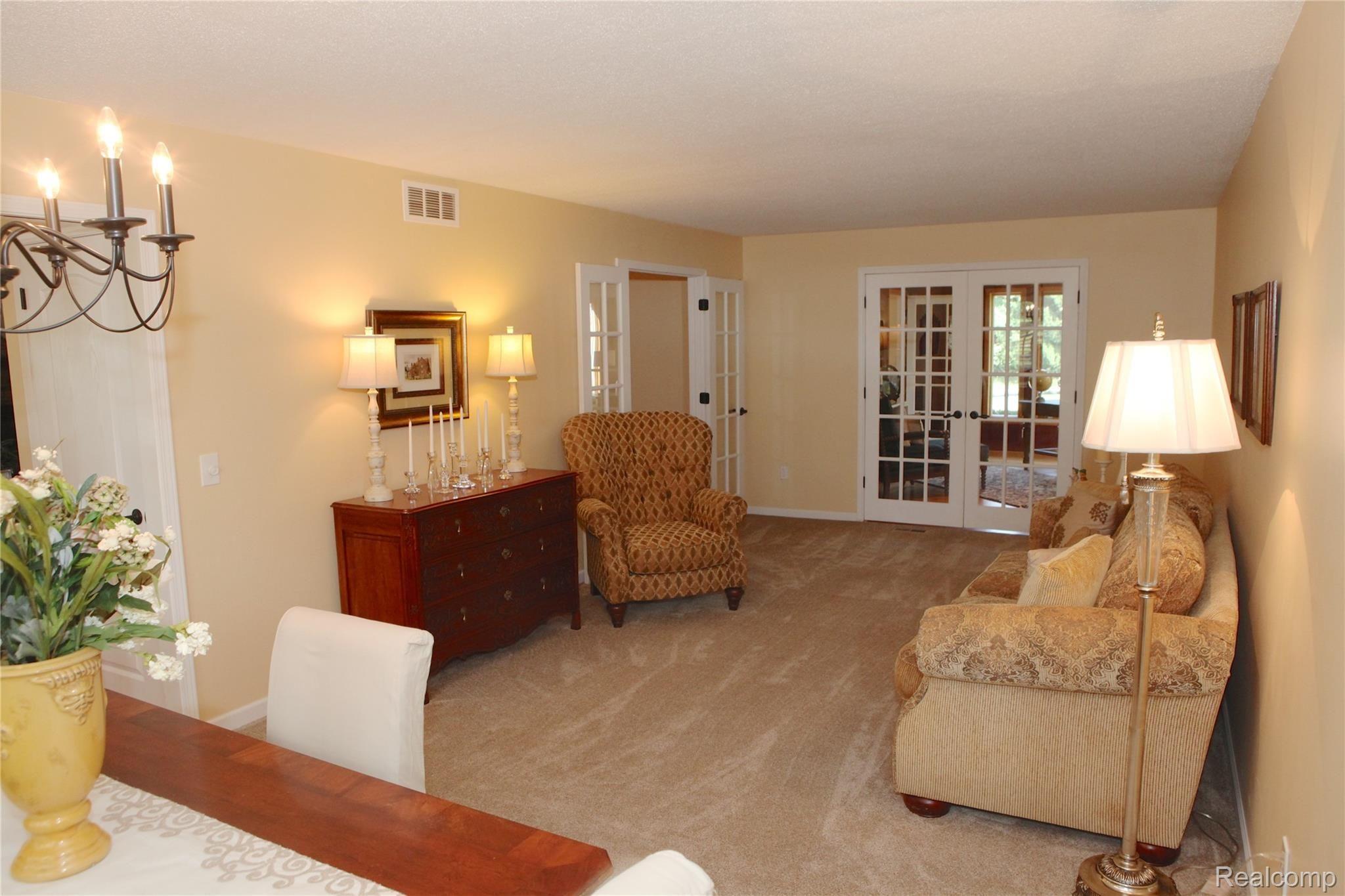 11483 Denton Hill Road Fenton, MI 48430 - Photo 10 of 43 IMG_3740.JPG
