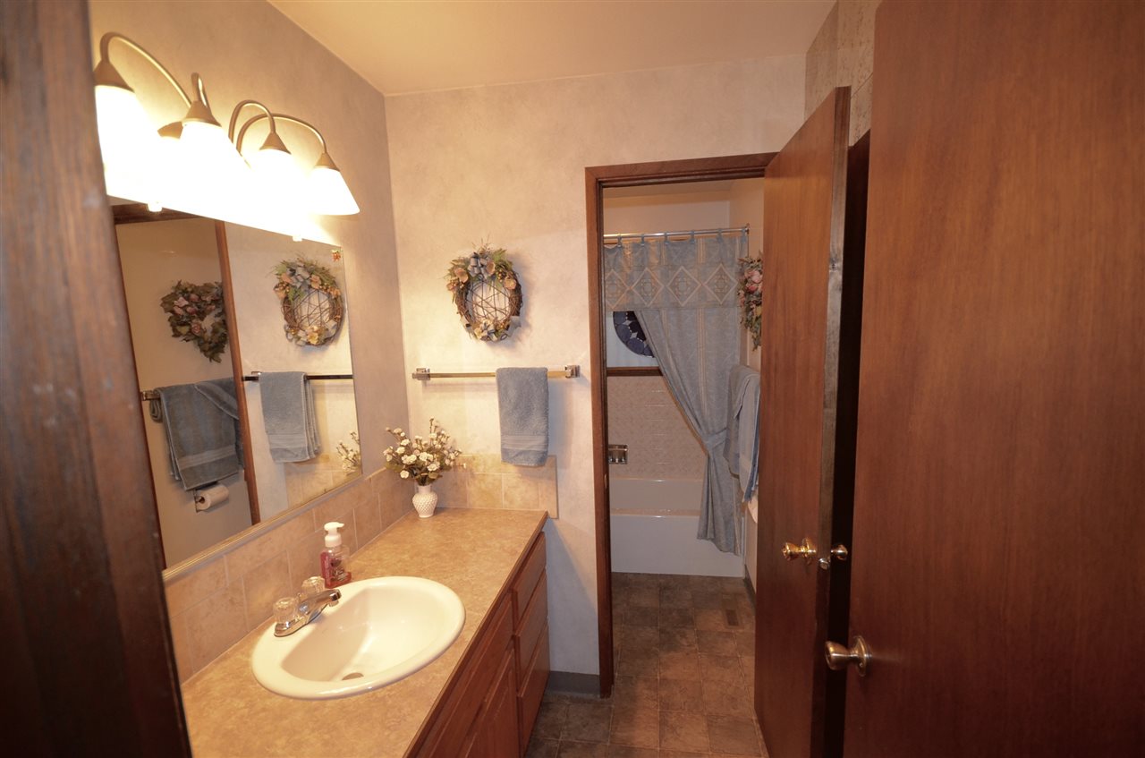 13023 East Tall Tree Road Spokane, WA 99216 - Photo 12 of 20 Gallery Image 12