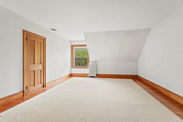 $6,950 | 98 Byram Shore Road, Unit CARRIAGE HOUSE, Greenwich, CT 06830