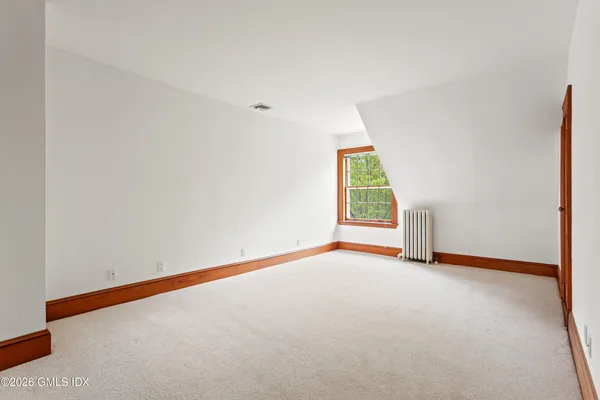 $6,950 | 98 Byram Shore Road, Unit CARRIAGE HOUSE, Greenwich, CT 06830