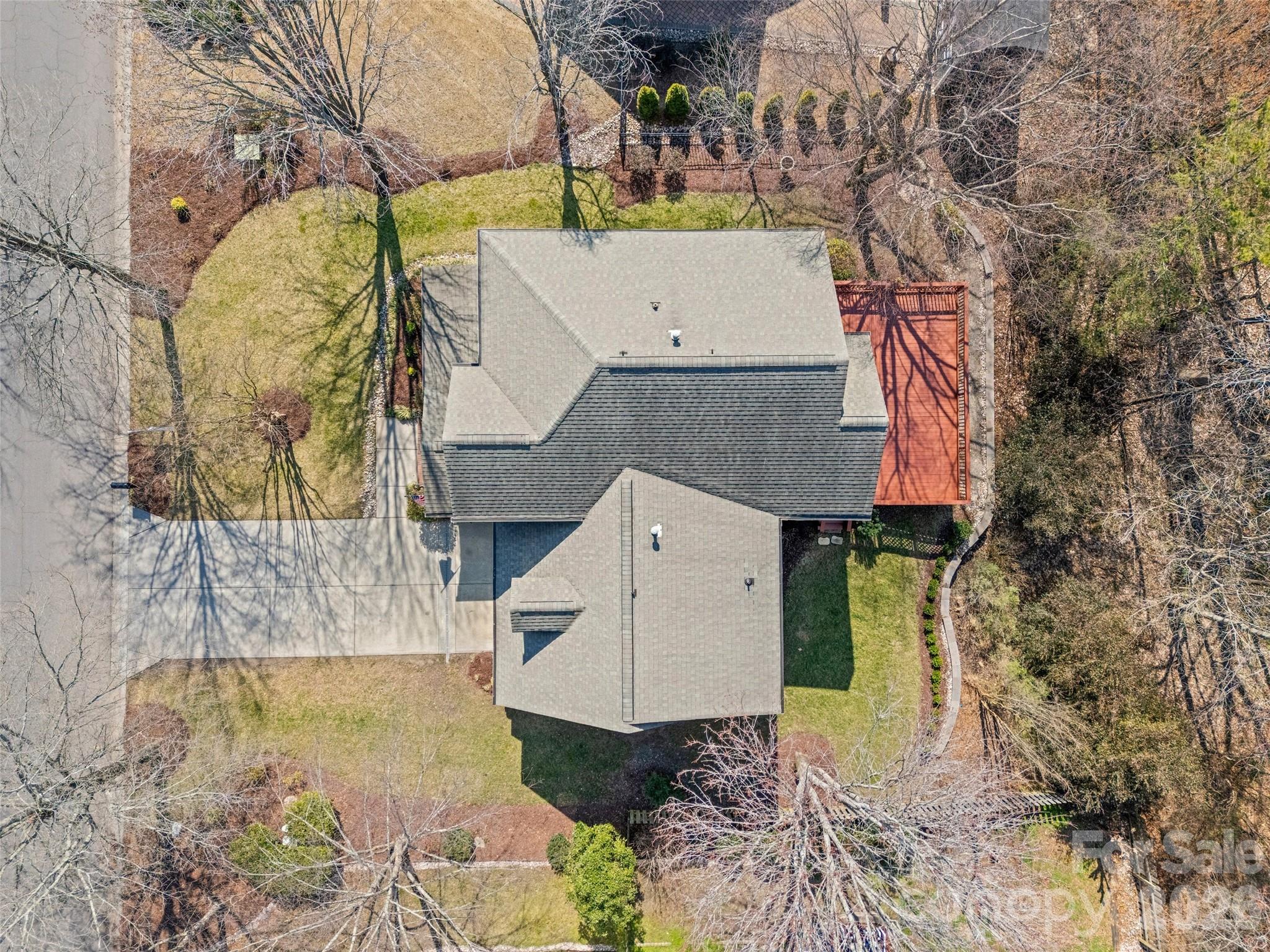 1039 Hunters Run Drive Tega Cay, SC 29708 - Photo 22 of 37