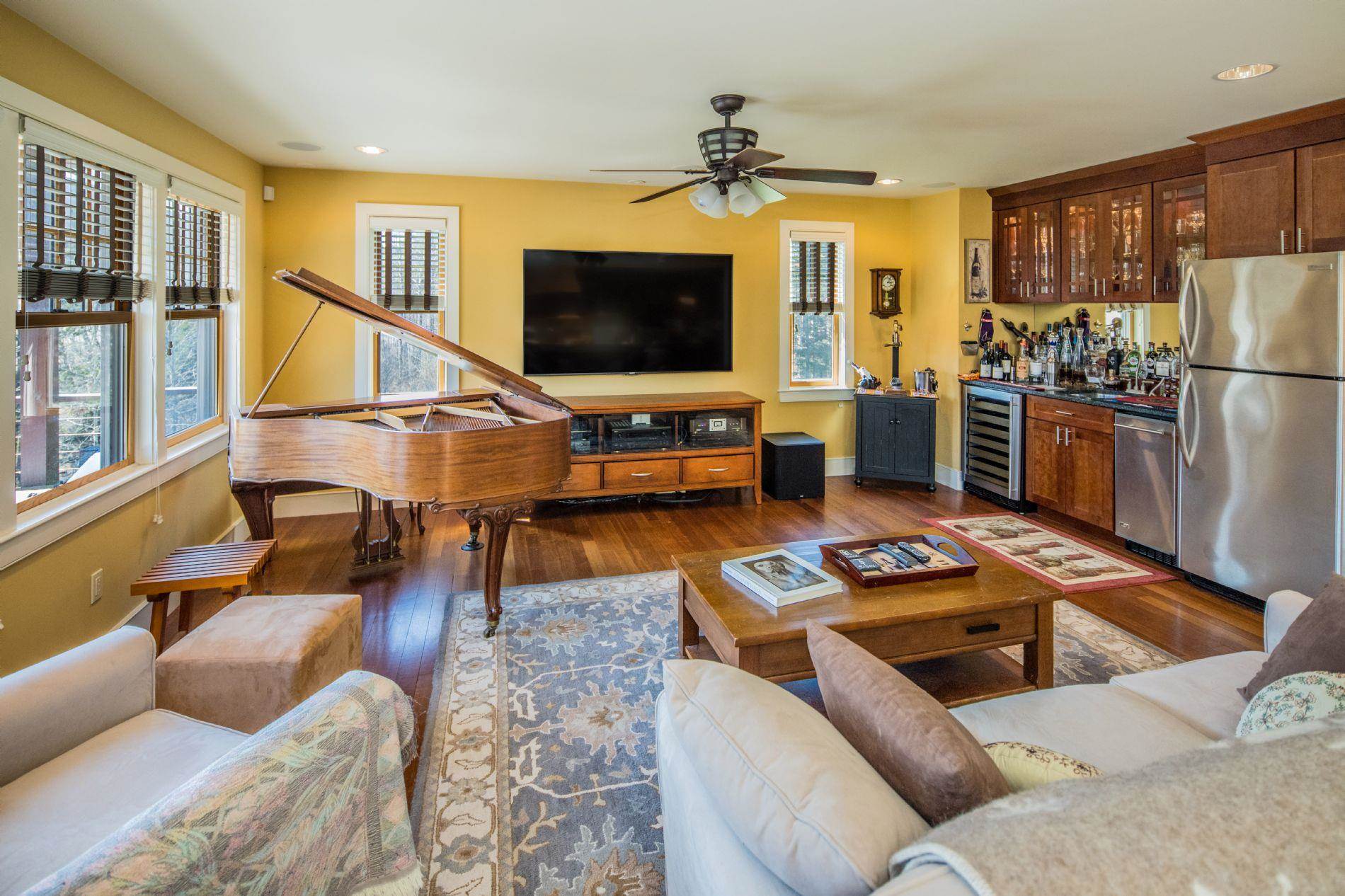 274 Roaring Brook Road Killington, VT 05751 - Photo 19 of 40 Gallery Image 19