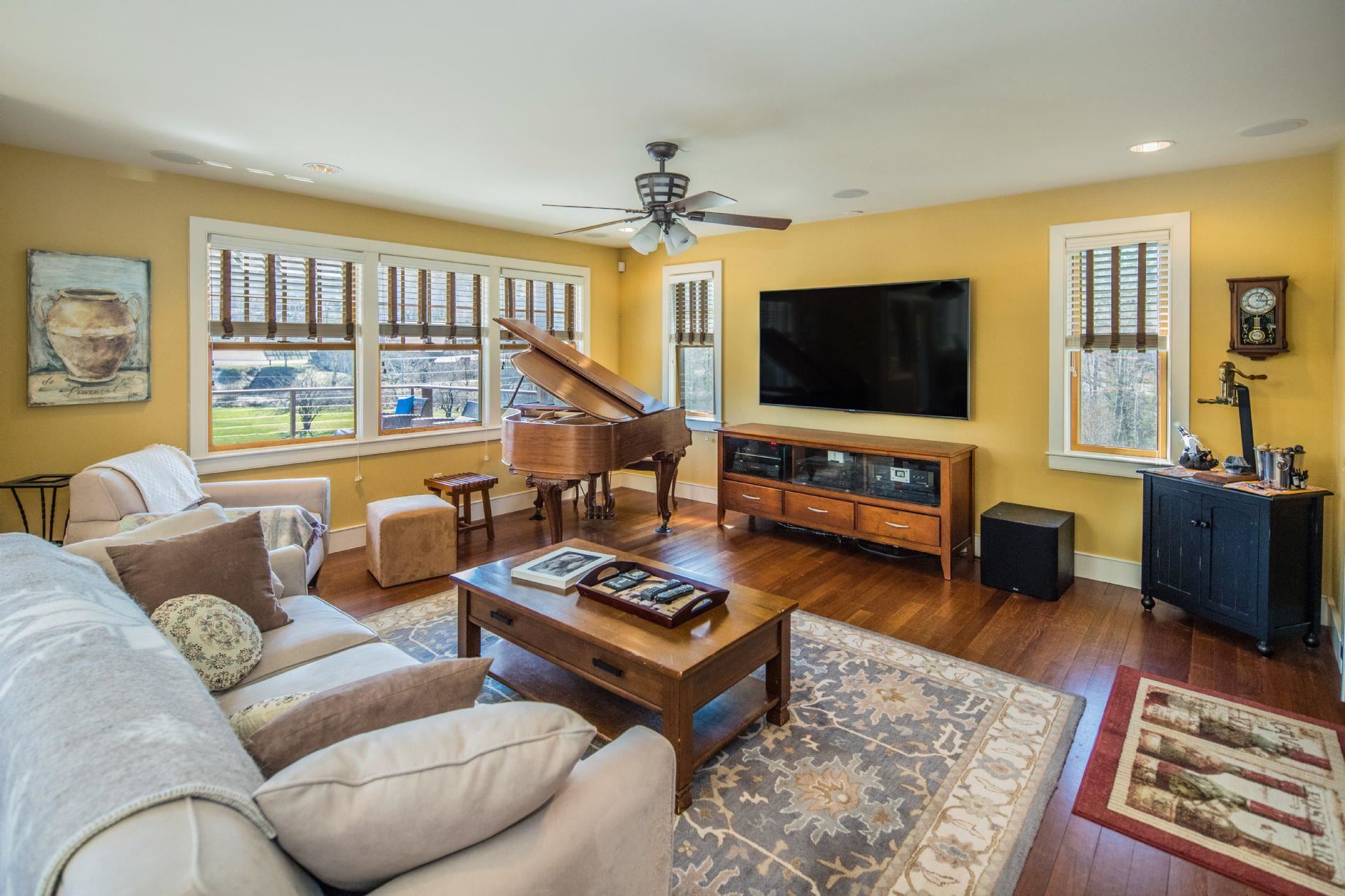 274 Roaring Brook Road Killington, VT 05751 - Photo 20 of 40 Gallery Image 20