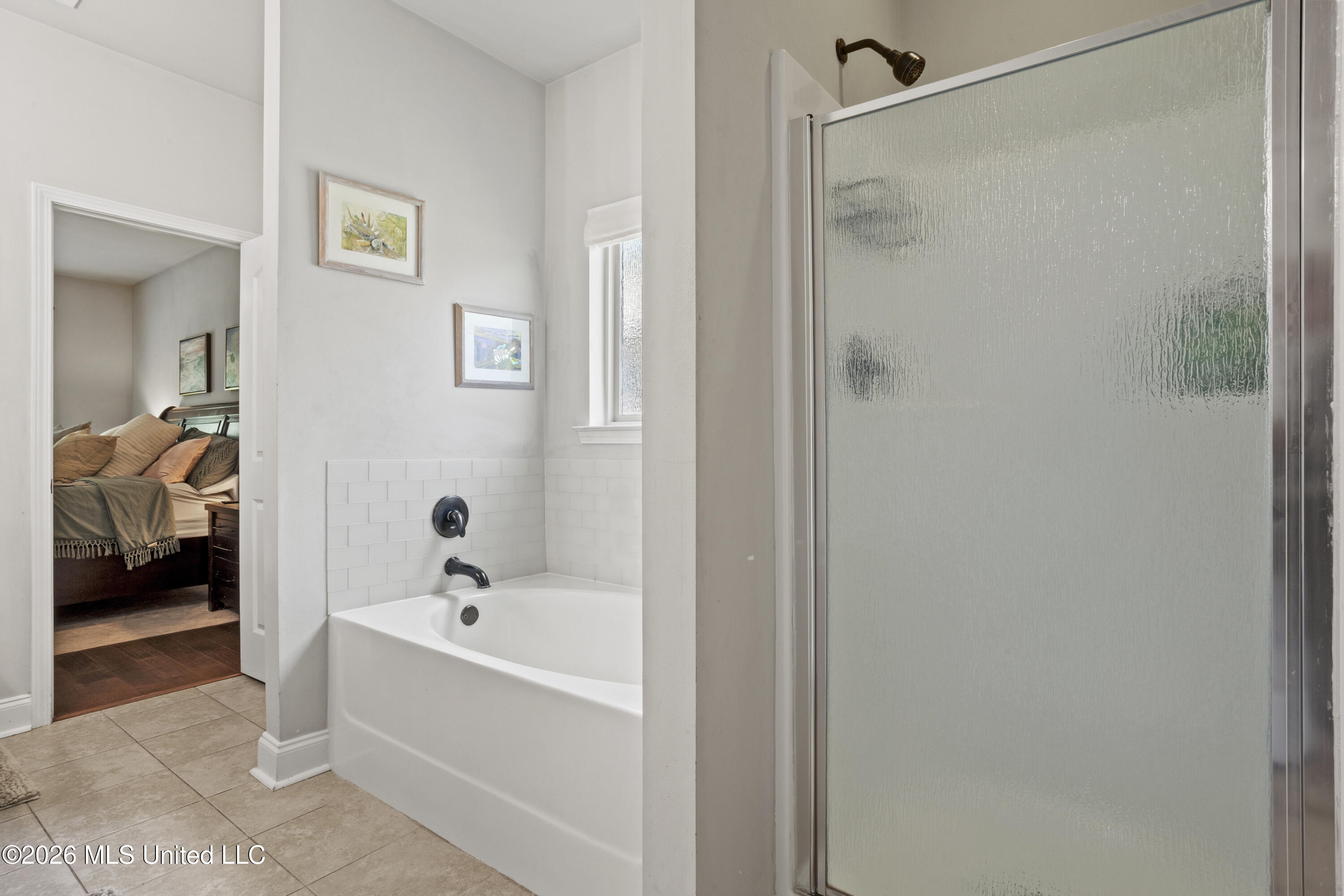 892 Reunion Pl Circle Biloxi, MS 39532 - Photo 20 of 30 Primary Bath/Separate Shower