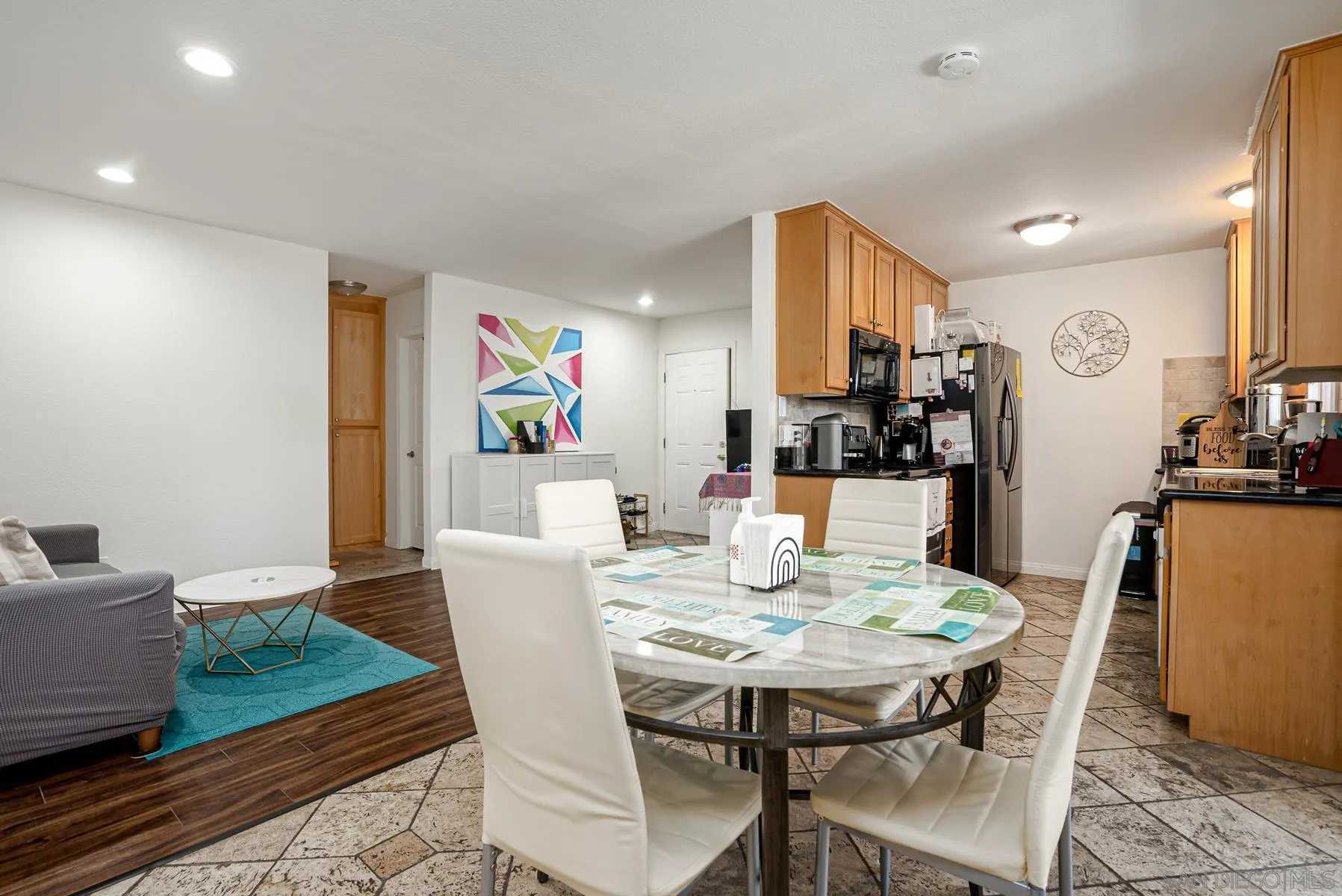 9860 Dale Avenue, Unit D7 Spring Valley, CA 91977 - Photo 7 of 19 a view of a dining room with furniture