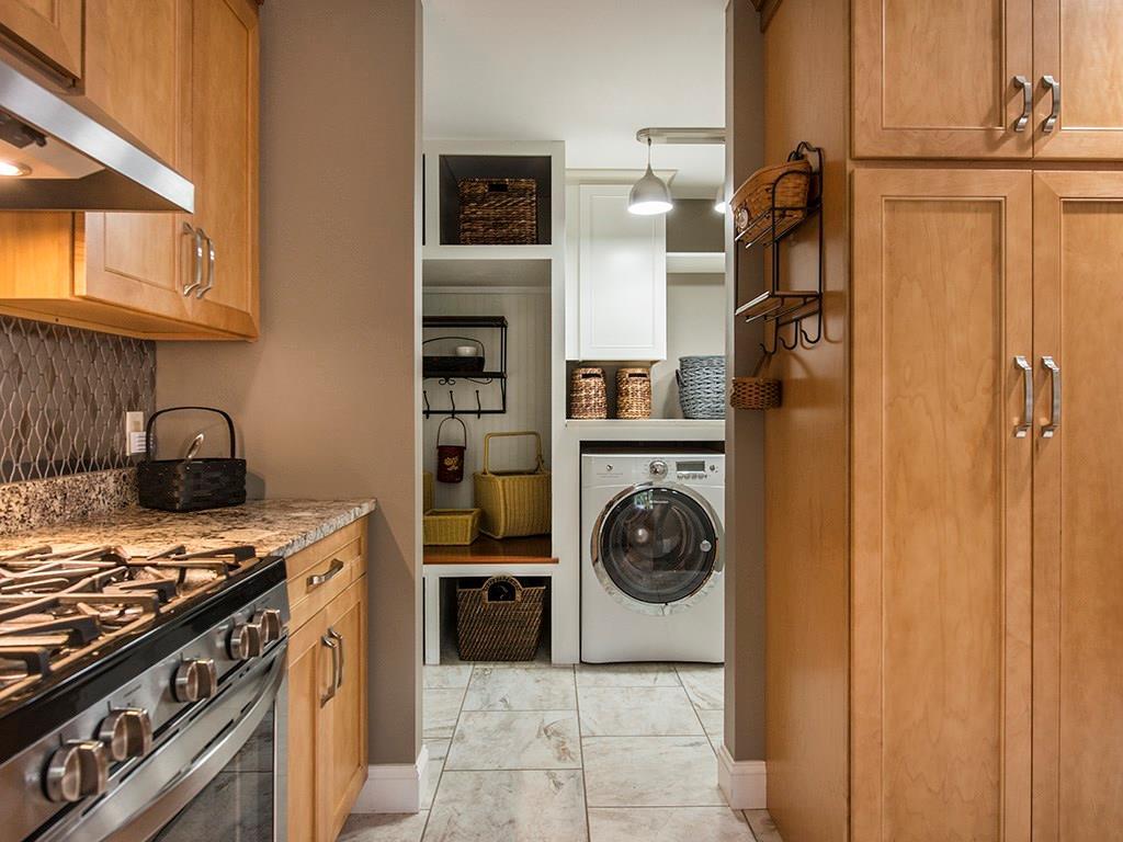 14 Laurel Ridge Road Scarborough, ME 04074 - Photo 7 of 33 Laundry/Mud Room is located right...