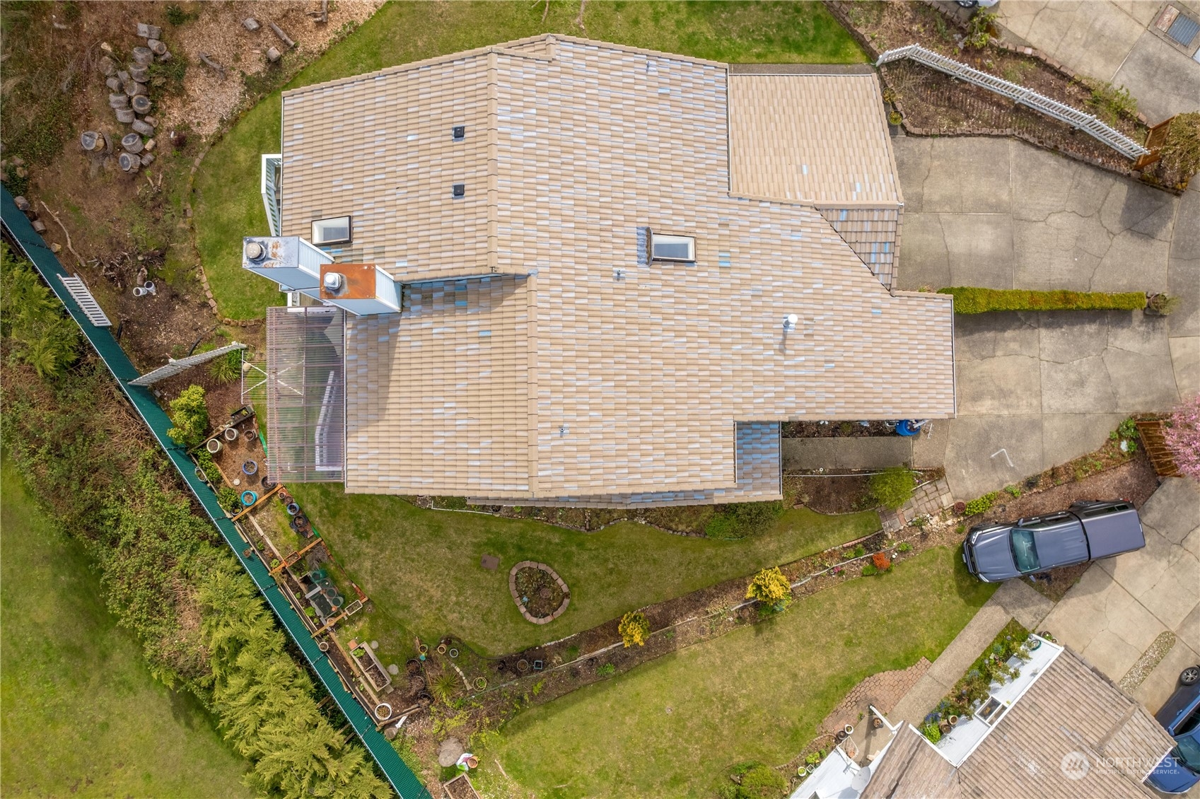 925 South 310th Place Federal Way, WA 98003 - Photo 11 of 39 an aerial view of a house with a yard