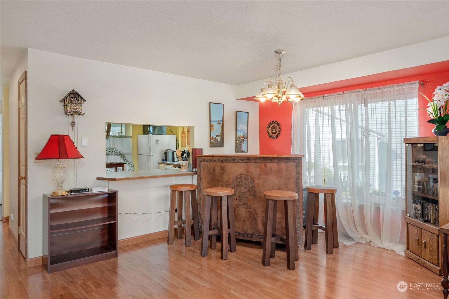 925 South 310th Place Federal Way, WA 98003 - Photo 20 of 39 a dinning area with furniture and window