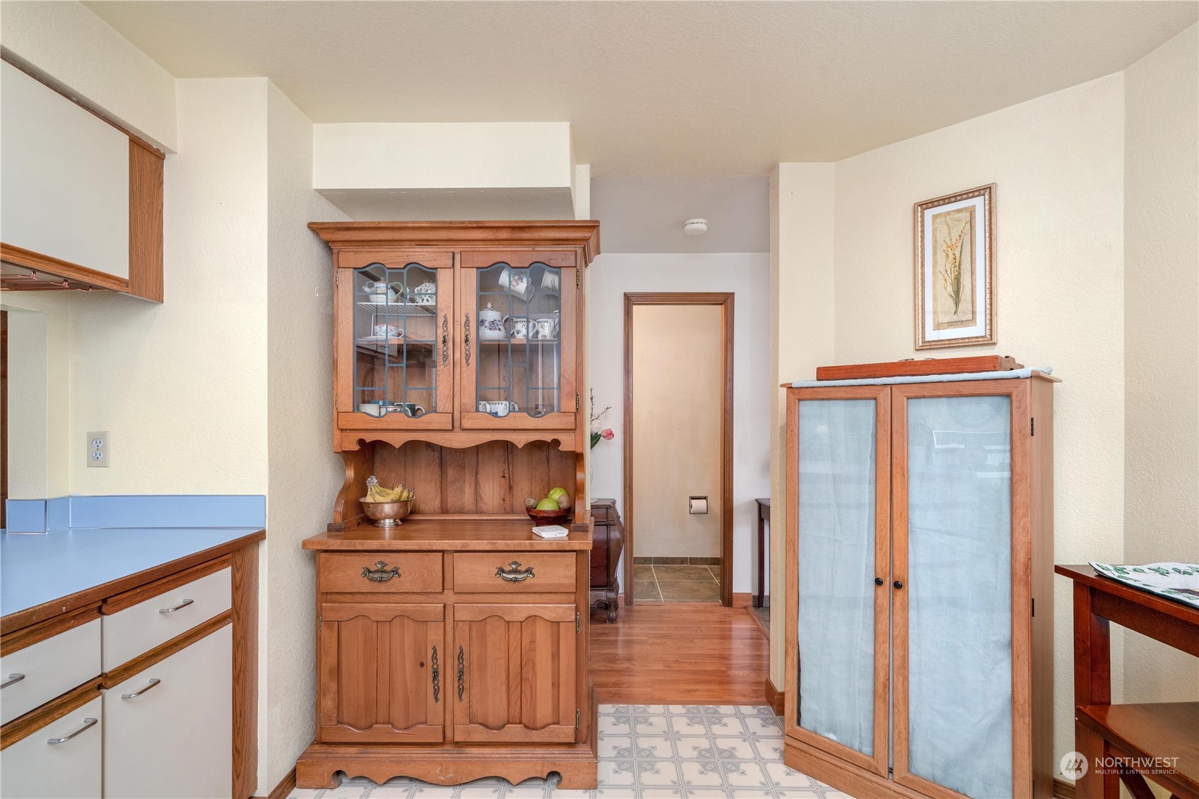 925 South 310th Place Federal Way, WA 98003 - Photo 26 of 39 a kitchen with stainless steel appliances granite countertop a refrigerator and a stove top oven