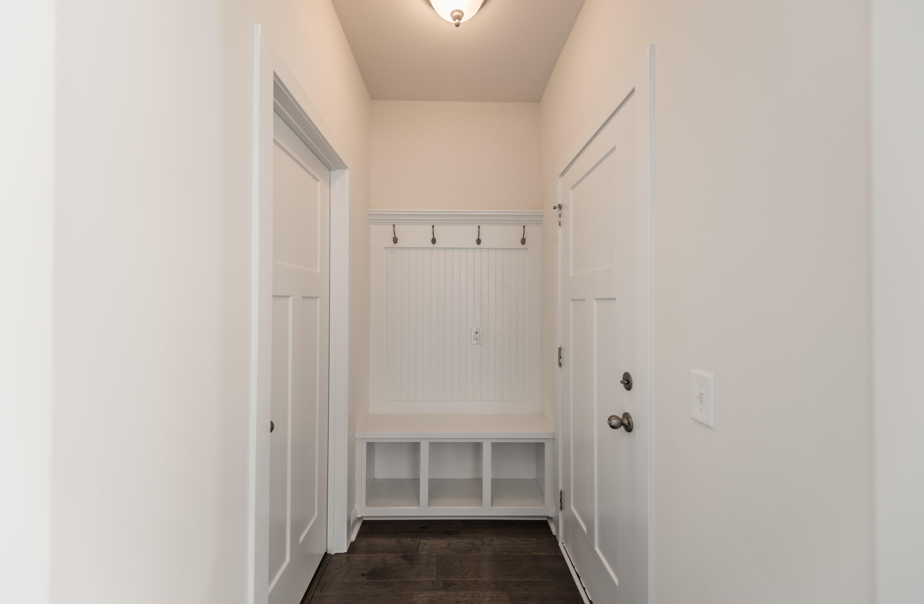 1282 Gannett Road Mount Pleasant, SC 29464 - Photo 13 of 23 Mudroom
