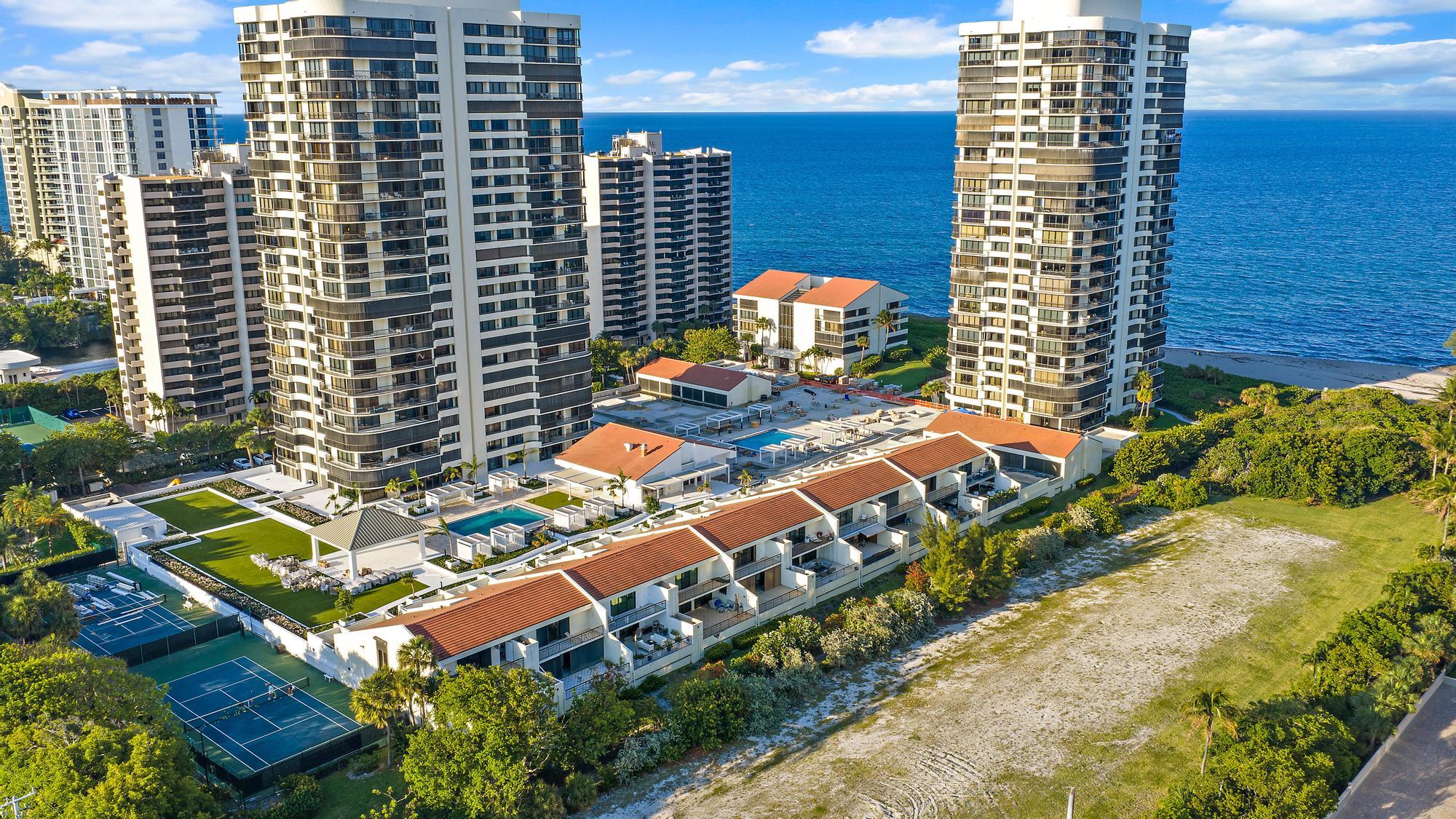 3970 North Ocean Drive, Unit 6 Singer Island, FL 33404 - Photo 39 of 55 Aerial