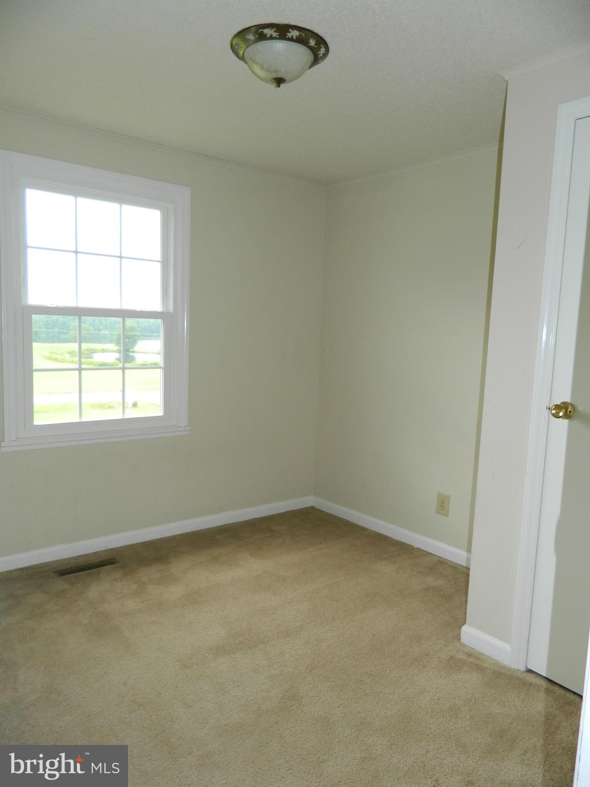 10403 Gordon Road Spotsylvania, VA 22553 - Photo 6 of 11 Bedroom